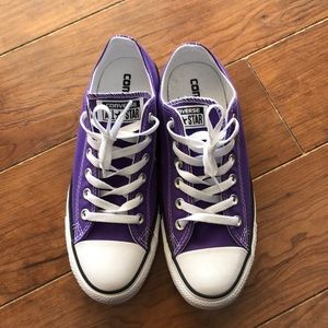 Purple Converse size 8.5
